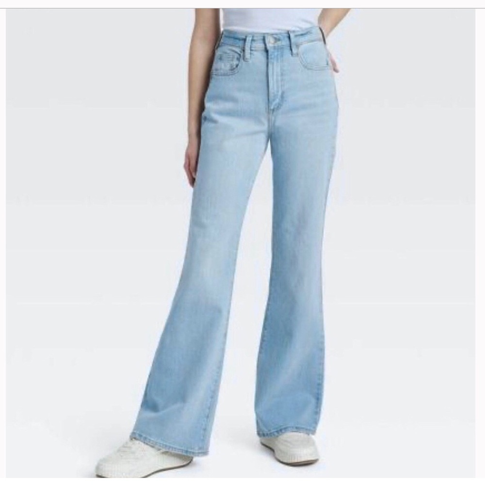 High Rise Flare Light Wash Jeans 4/27